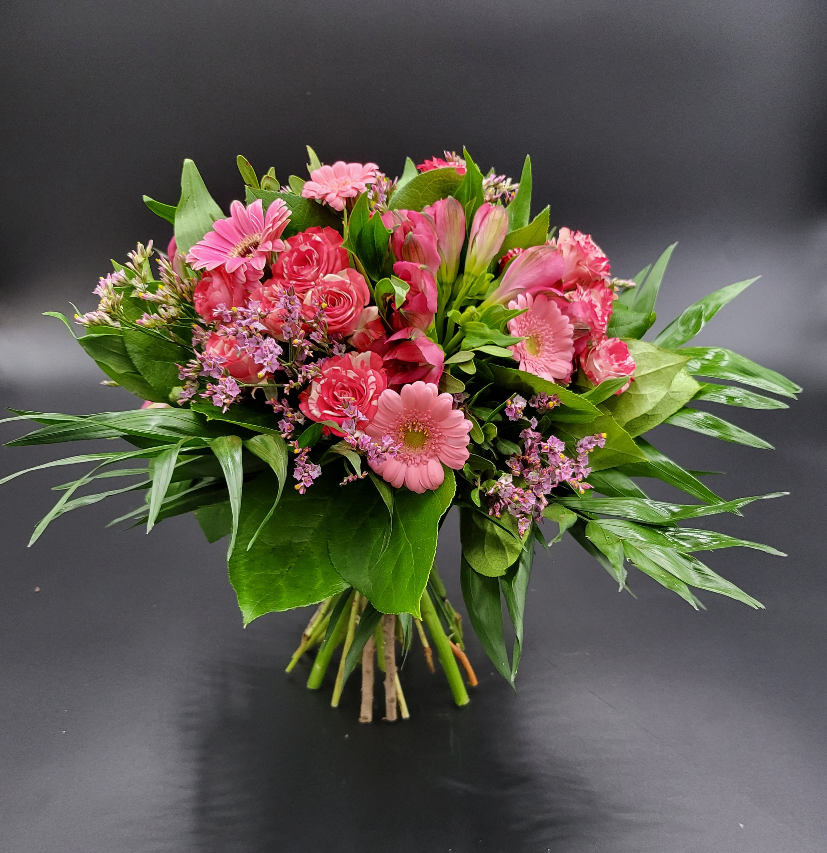 Bouquet rond à disposer dans un vase